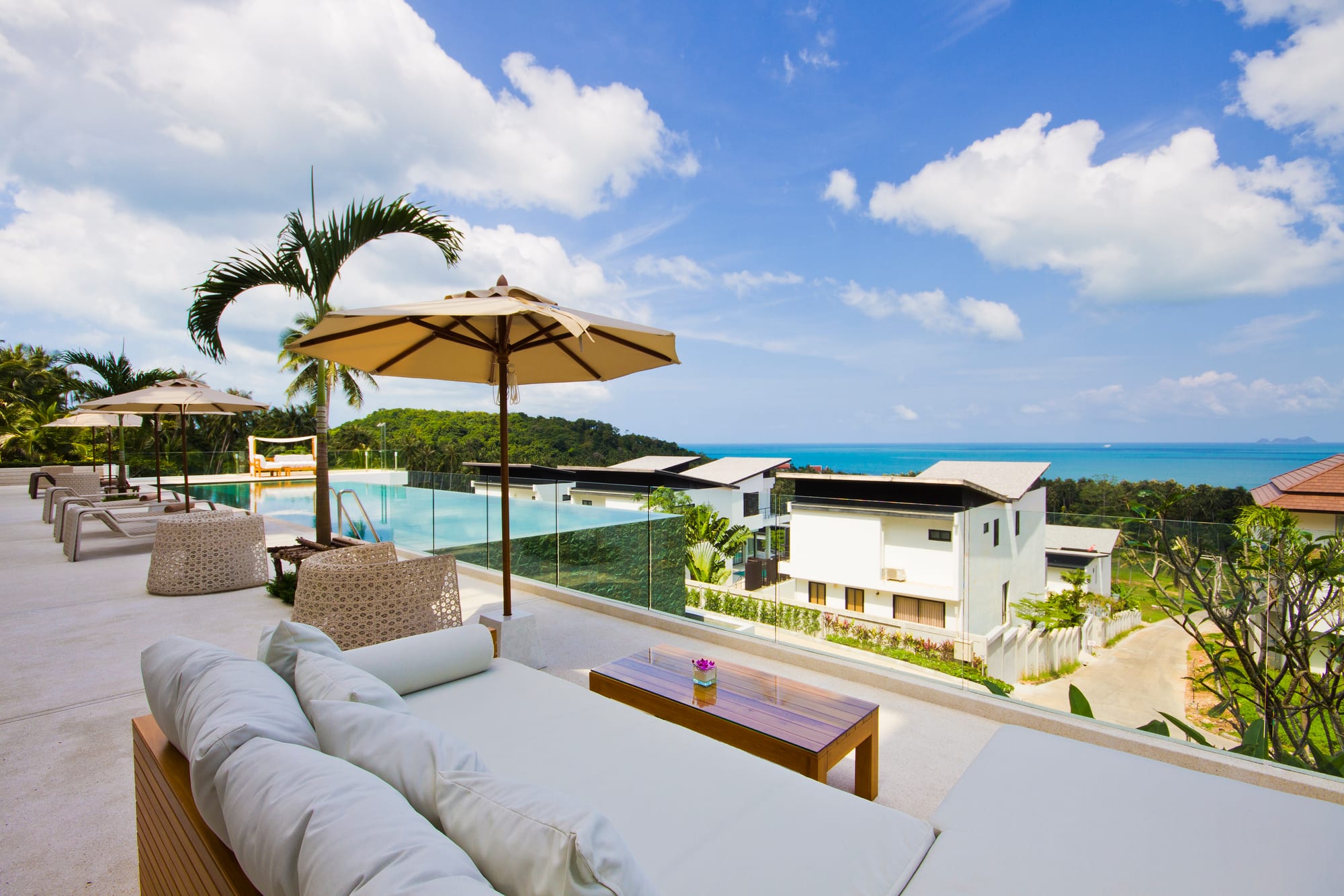 One Bedroom Pool & Terrace Suite